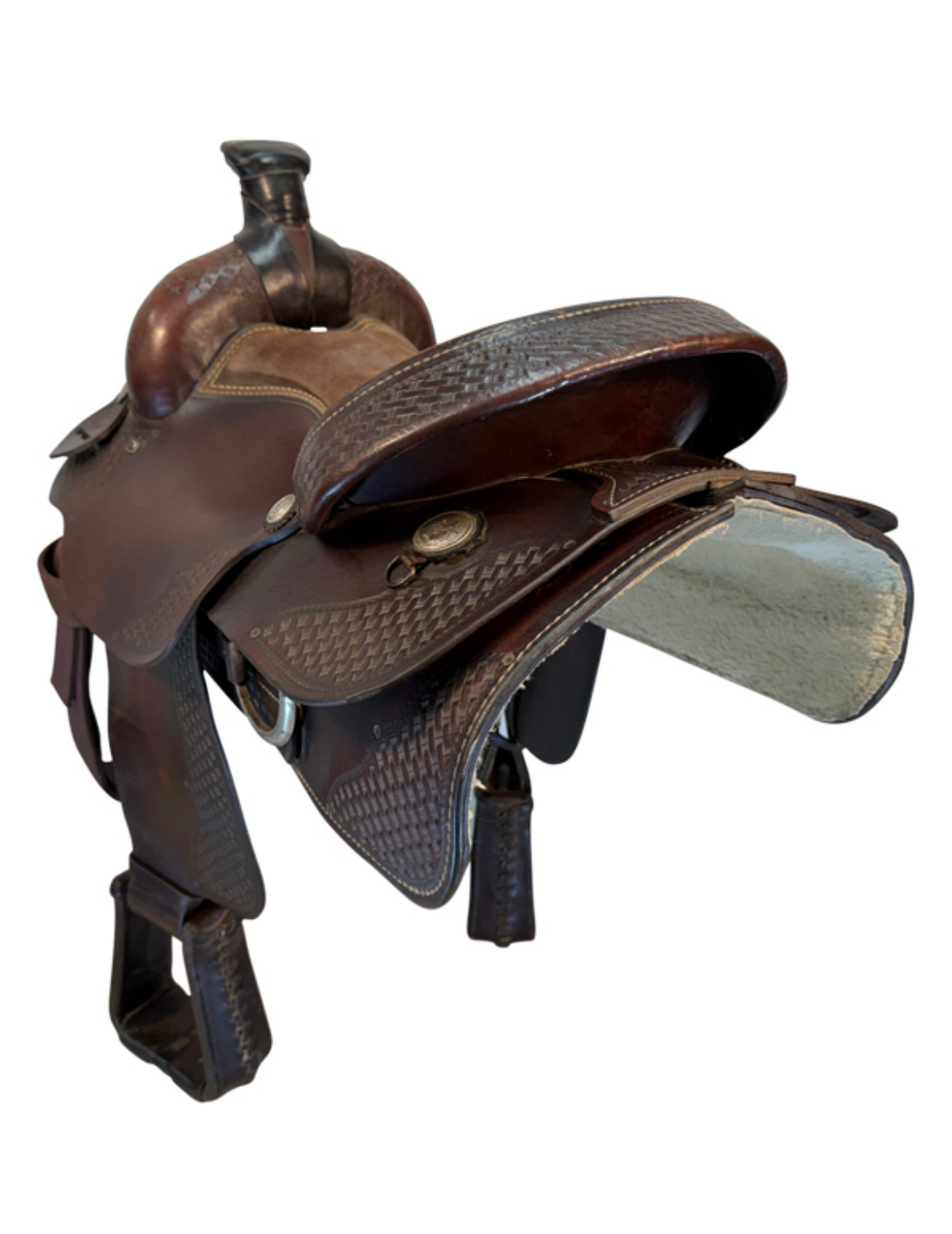 16 Inch Used Dakota Saddlery Roping Saddle Wide Tree - Image 4