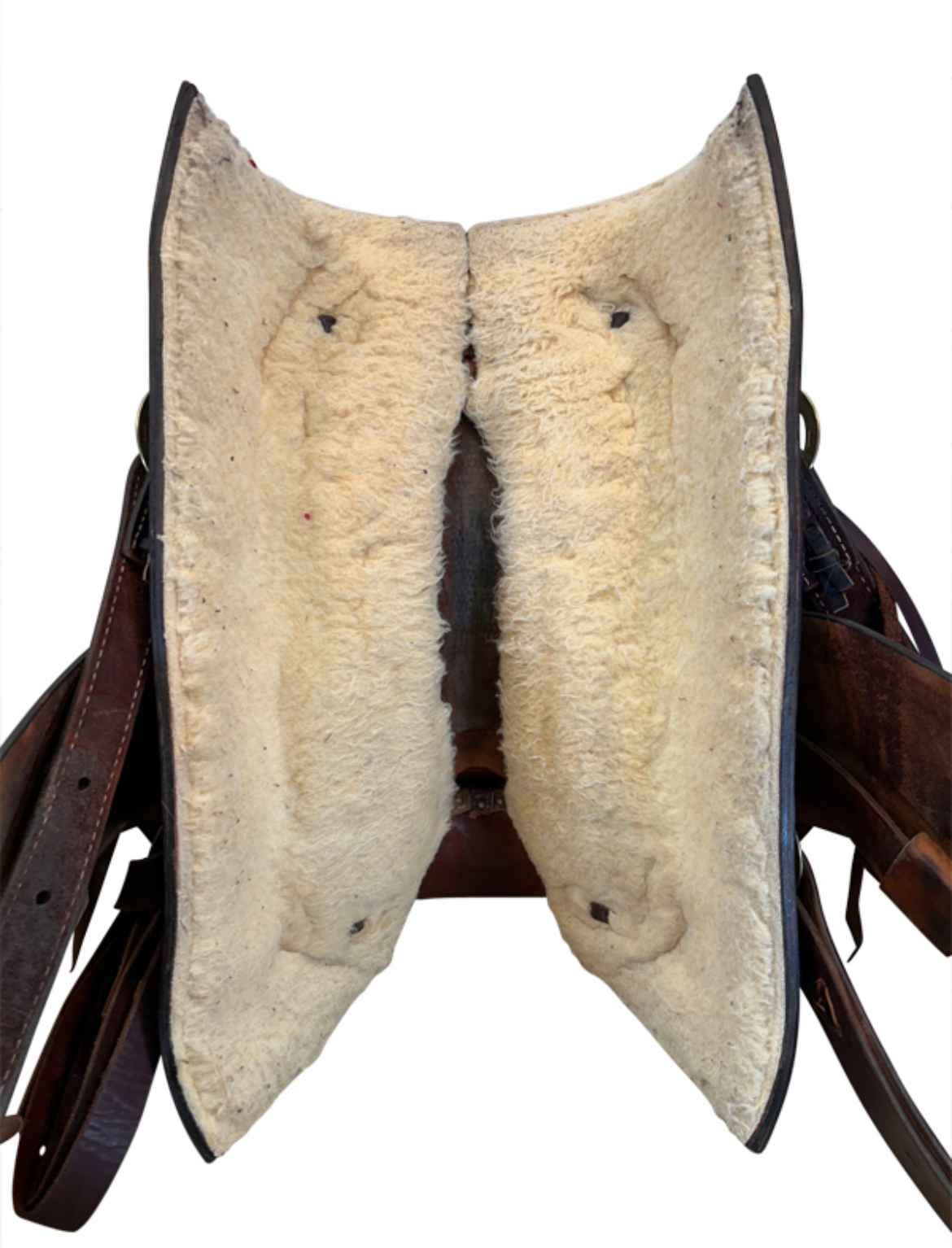 17 Inch Used Dakota Roping Saddle 205 Wide Tree - Image 4
