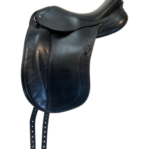 17.5Inch Used Schleese Dressage Saddle Triumph Sr