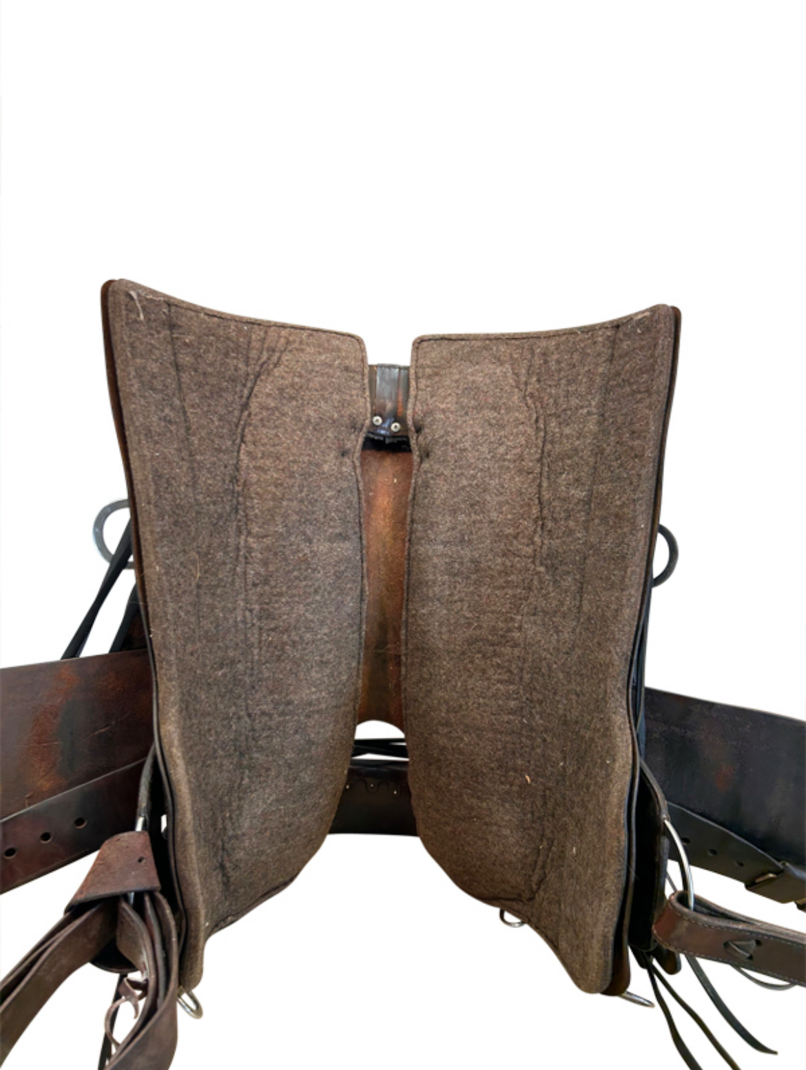 17.5Inch Used Tucker Old West Trail Saddle 277 Wide Tree - Image 2